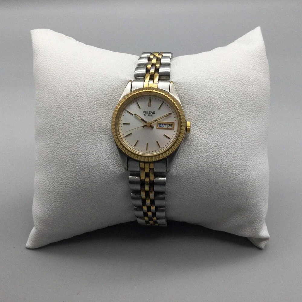 Vintage Pulsar V733-X003 Womens Watch 23mm Two Tone Day Date New Battery 6.25
